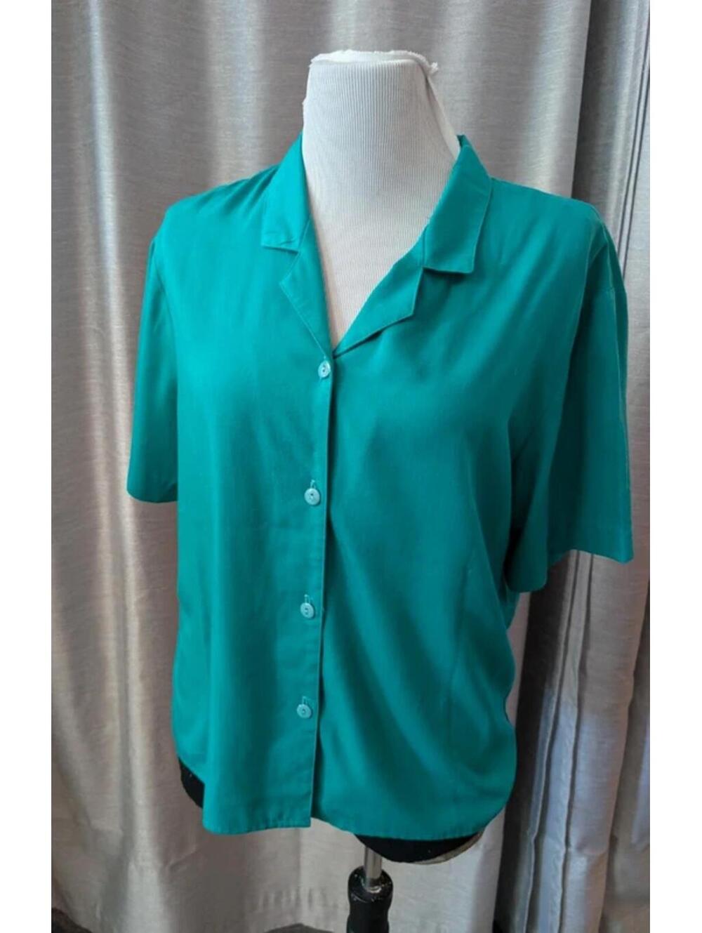 SOLD Vintage 80s Teal Button up Shirt M